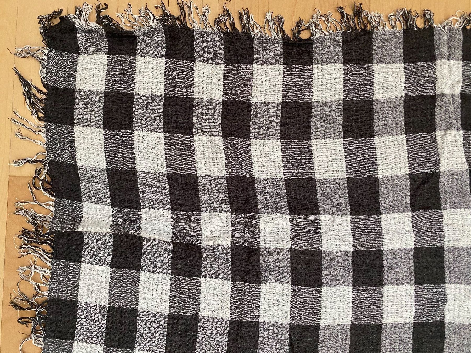 Foulard & Sciarpe: Zweiseitiger Schalm – Usato da Zürich venduto da nadyasuv 3