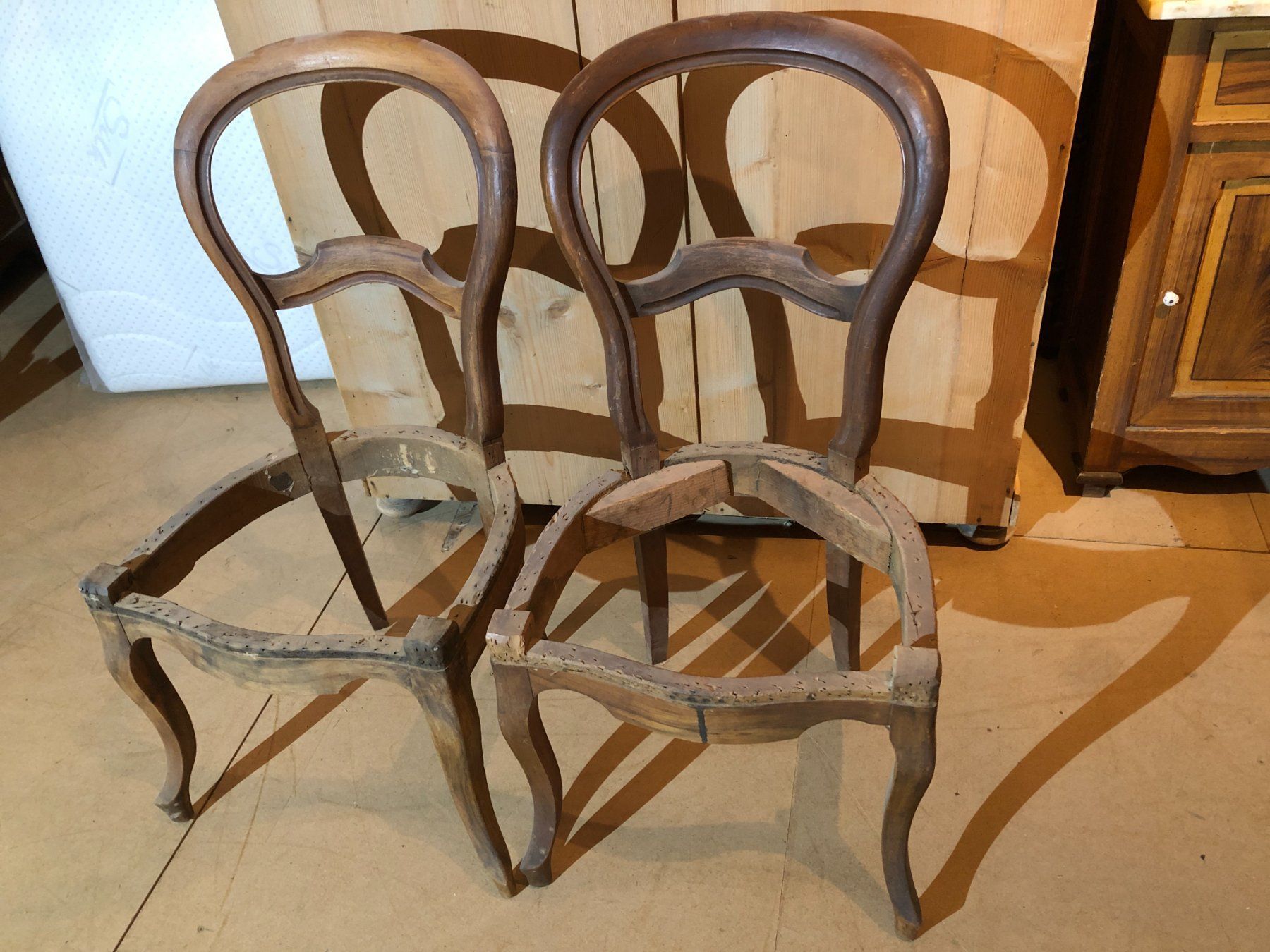 Stühle: 2 antike Polsterstühle – Gebraucht aus Beinwil (Freiamt) von Zedel1923