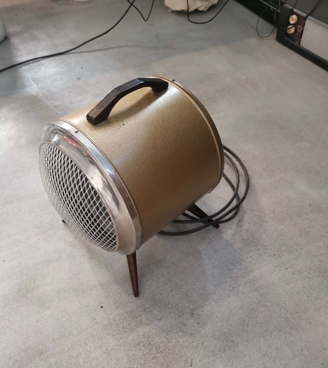 Steba Heizgeräte: Radiateur ancien Steba fonctionne  – Gebraucht aus La neuveville von Madmax1979 2