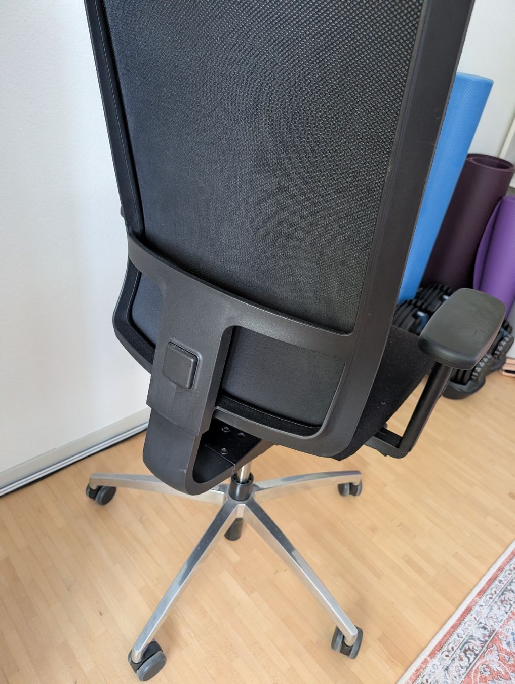 Sitag Stühle: Black Sitag office chair – Gebraucht aus Horgen von kim_belina24 1