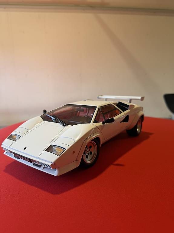 Modellini d'auto: Lamborghini Countach 1:12 – Usato da Zug venduto da PROJEKT934