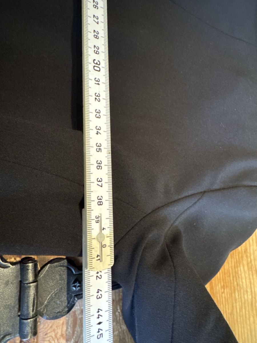 Zebra Giacche: Zebra Blazer Gr. 36 schwarz mit Gürtel – Usato da Mauren venduto da ducducturi 6