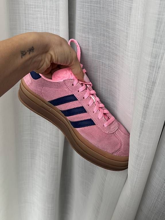 Damenschuhe: Adidas Gazelle Bold – Gebraucht aus Locarno von lis_h7xr 2