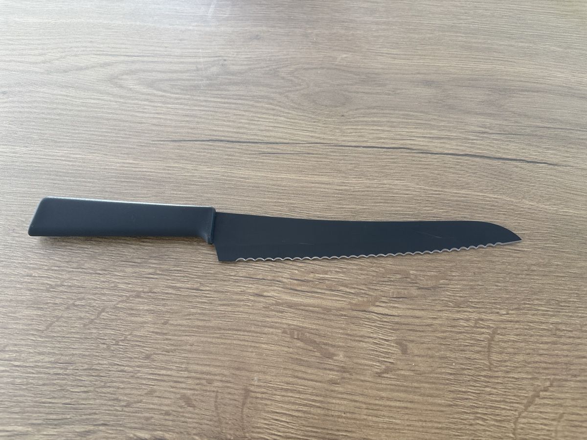 Kuhn Coltelli da cucina: Kuhn Rikon Brotmesser schwarz – Usato da Niederwil AG venduto da pat_l6fn 1