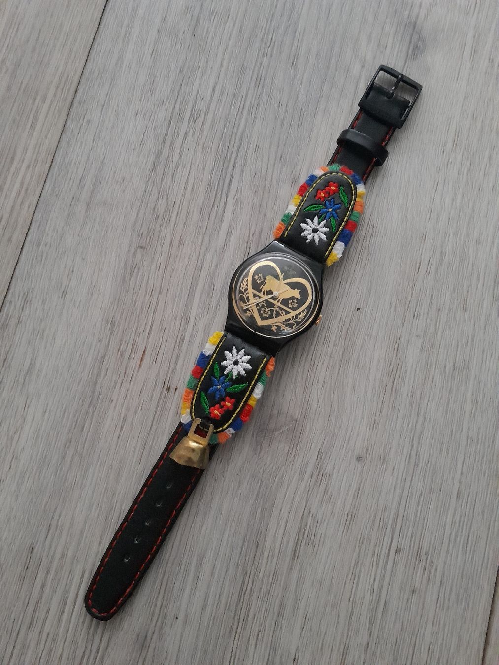 Swatch Orologi: Swatch Armbanduhr "Die Glocke" – Usato da Olten venduto da so.bi