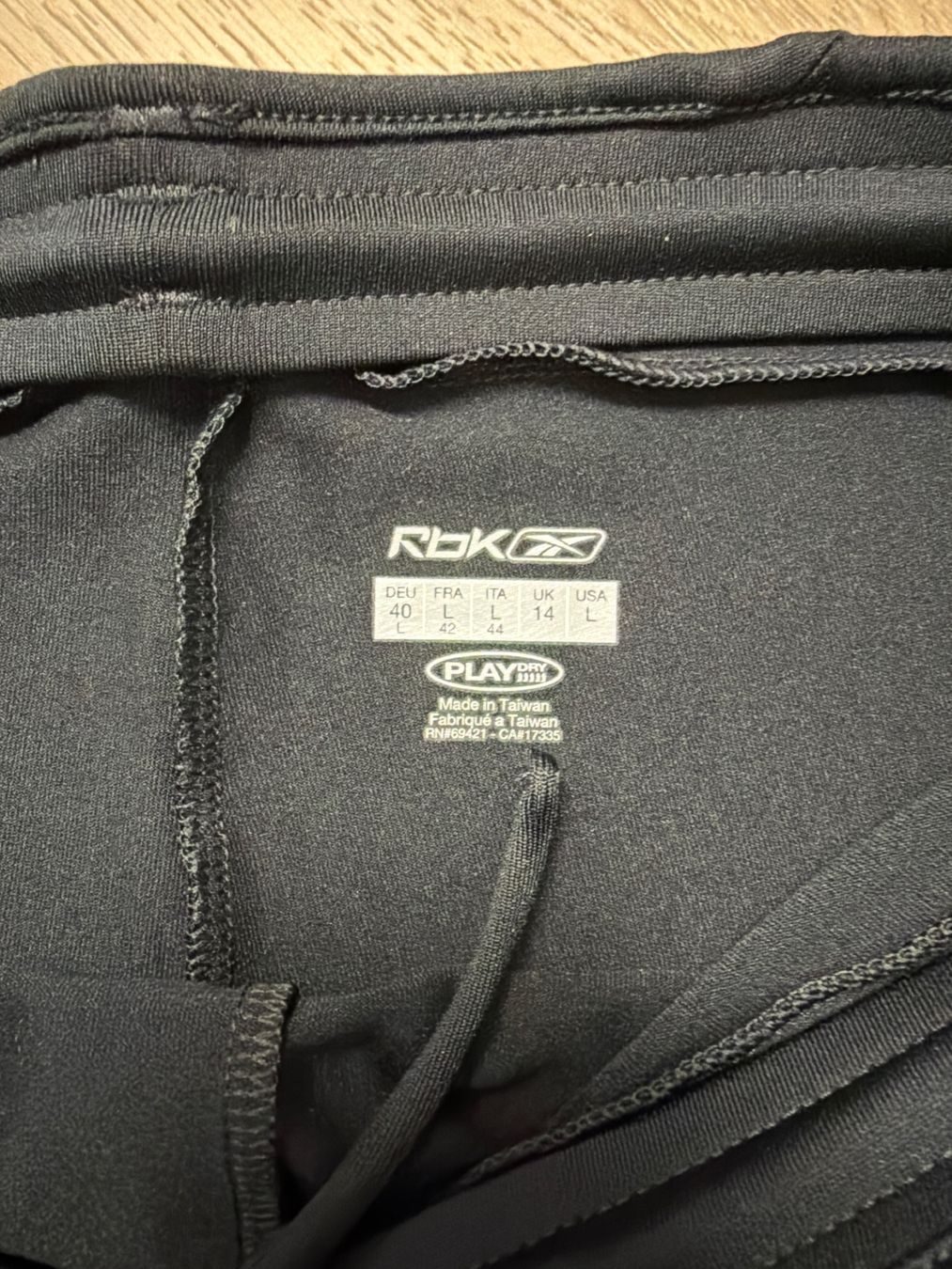 Pantaloni: Sport Hose Gr 40/L schwarz – Usato da Allschwil venduto da yvo-sch 1