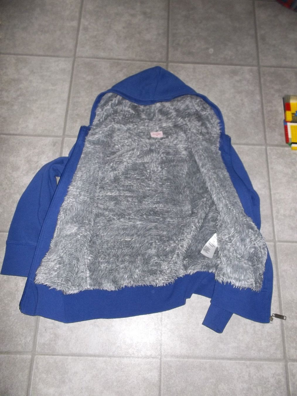 Giacche: Kapuzenjacke blau mit Futter Grösse 40 – Usato da Kaltbrunn venduto da Cindy99 2