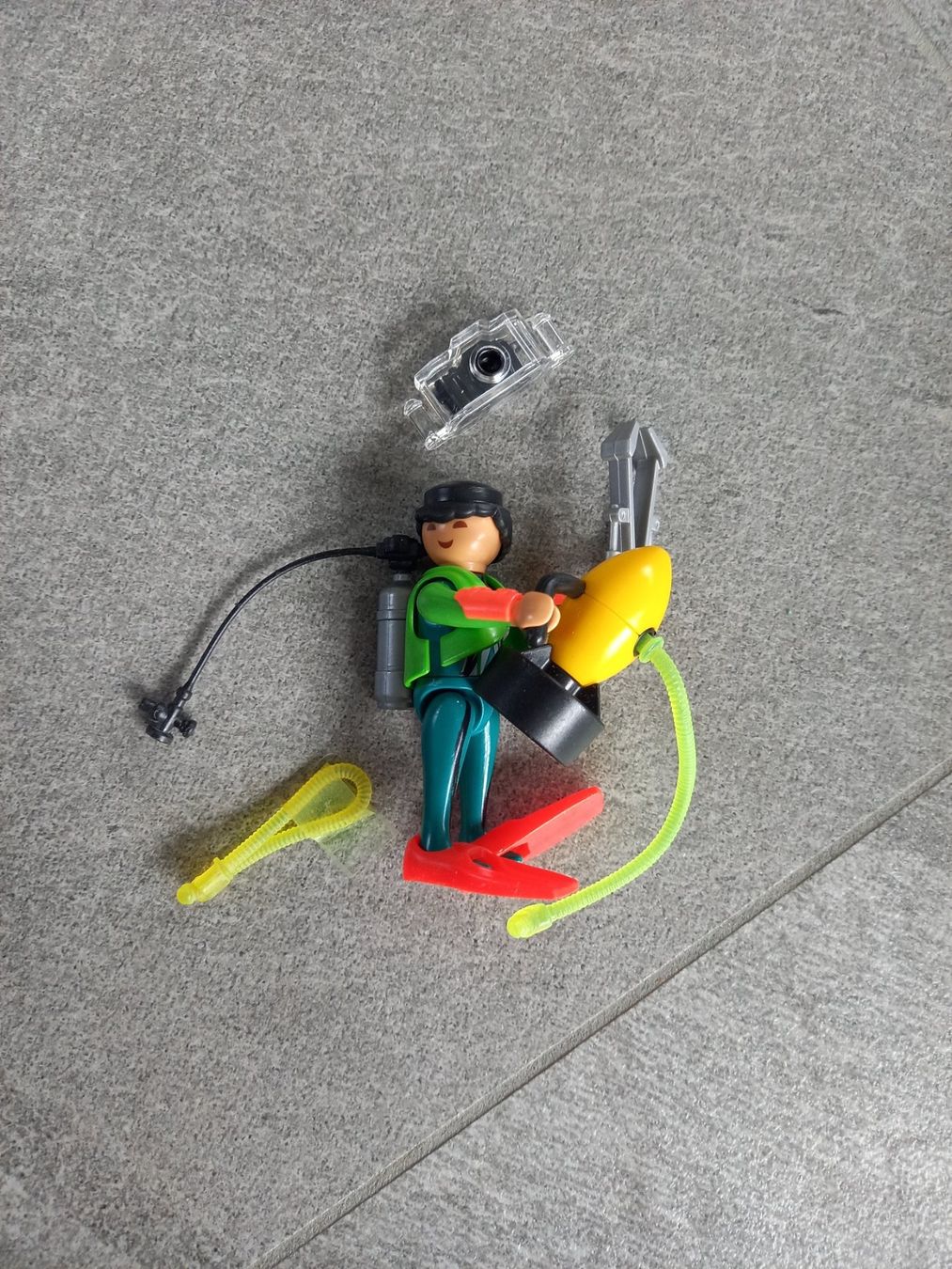 Playmobil Giocattoli: Playmobil Figur Taucher – Usato da Rheinfelden venduto da Plumeria1