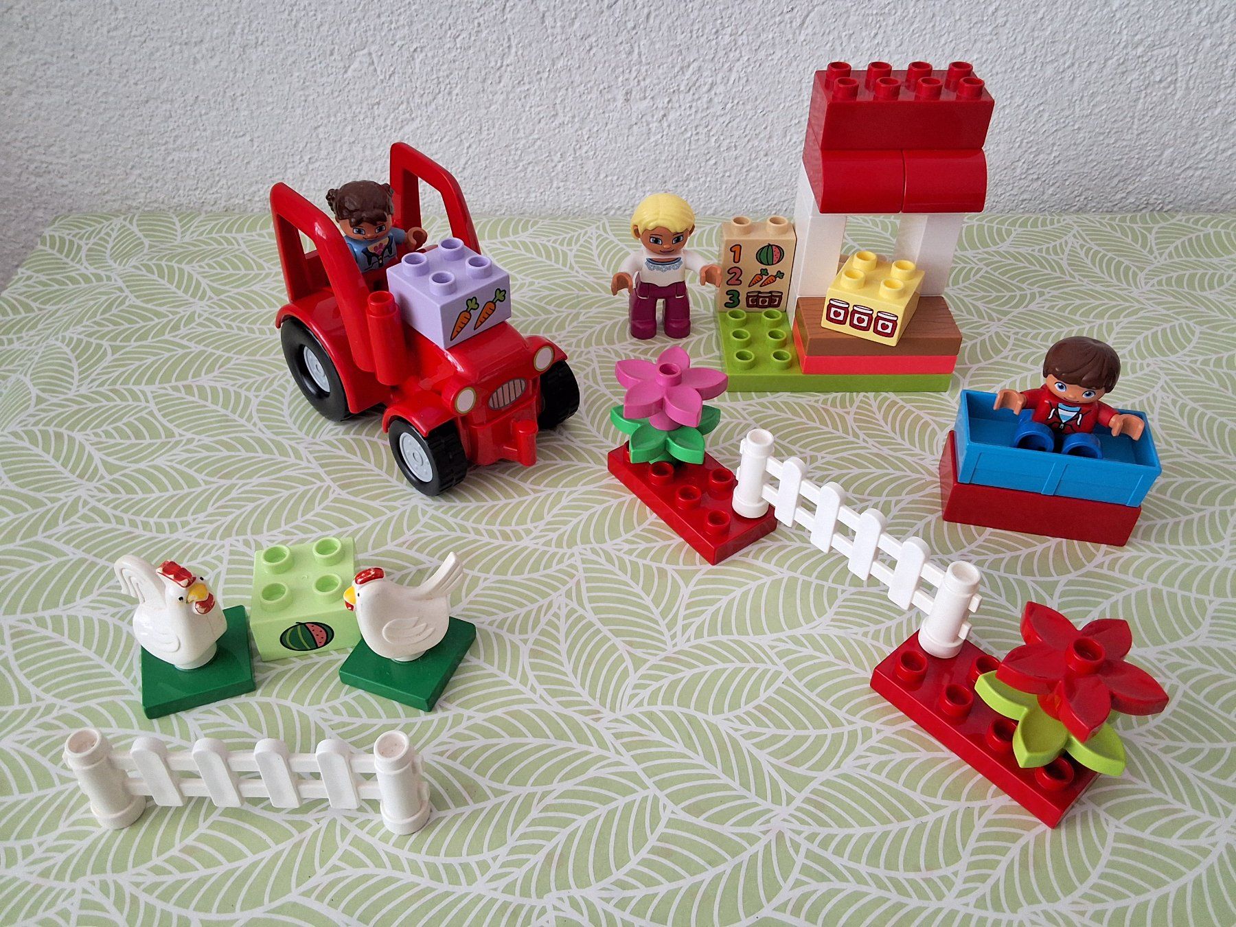 Lego Giocattoli: Lego Duplo Marktstand mit Traktor – Usato da Liebefeld venduto da moony4blue 1