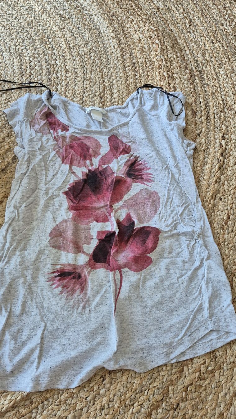 H&M T-shirt: Umstands T'Shirts, S&M – Usato da Wädenswil venduto da Zuerichseegirl 3
