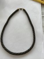 Elegante Halskette, Modeschmuck, Gold und Schwarz, Top!