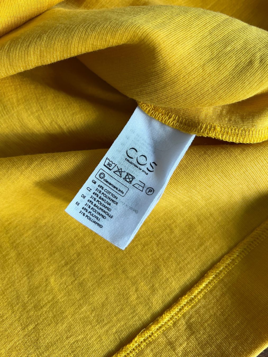 Cos Vestiti: COS Kleid gelb Grösse L – Usato da Ebmatingen venduto da Mistelu 3