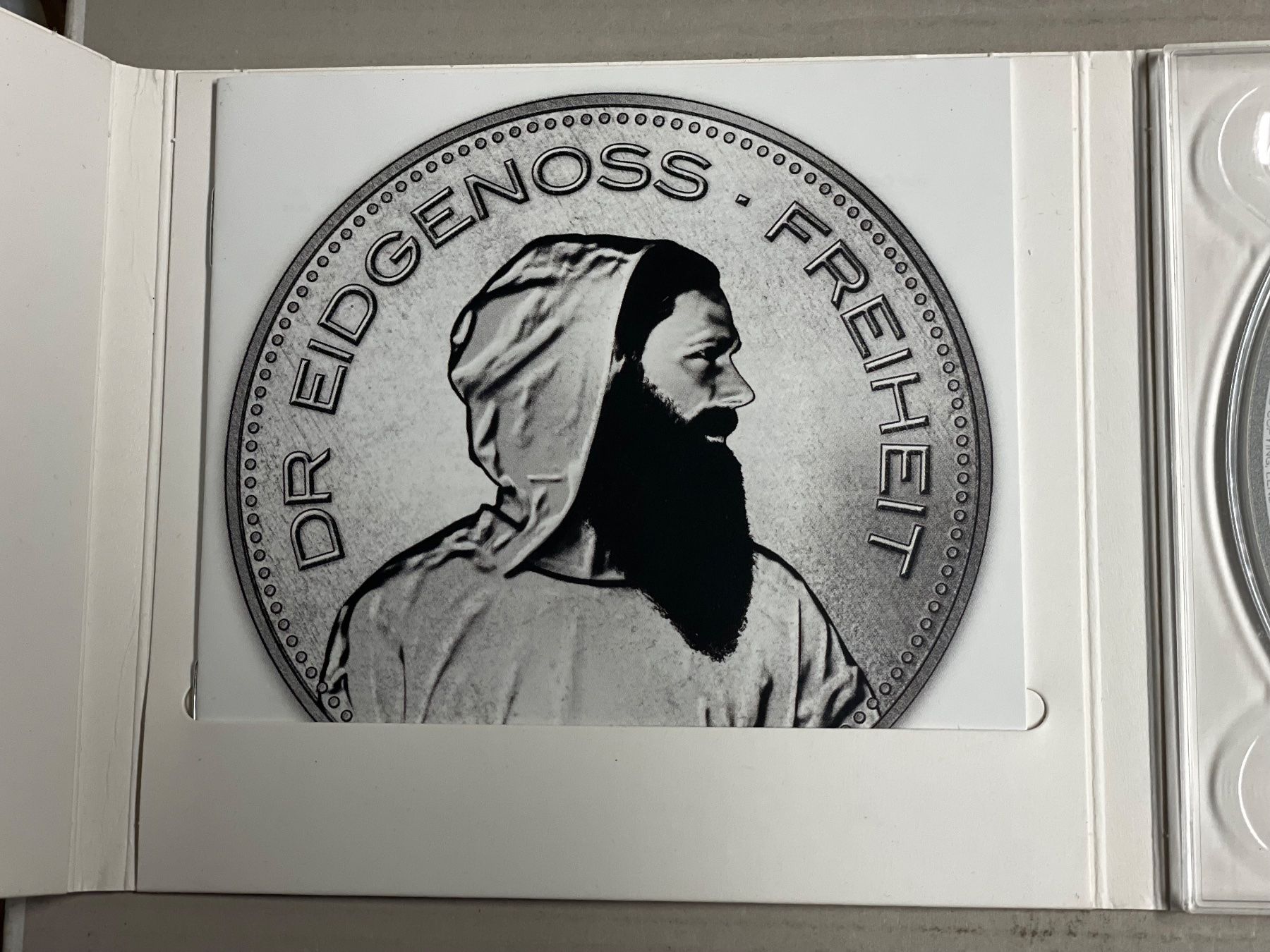 CD: Dr Eidgenoss - Freiheit – Usato da Muri b. Bern venduto da AdidasCollector 3
