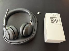 Jabra Evolve2 65 MS mit 4 Ersatzohrpolser
