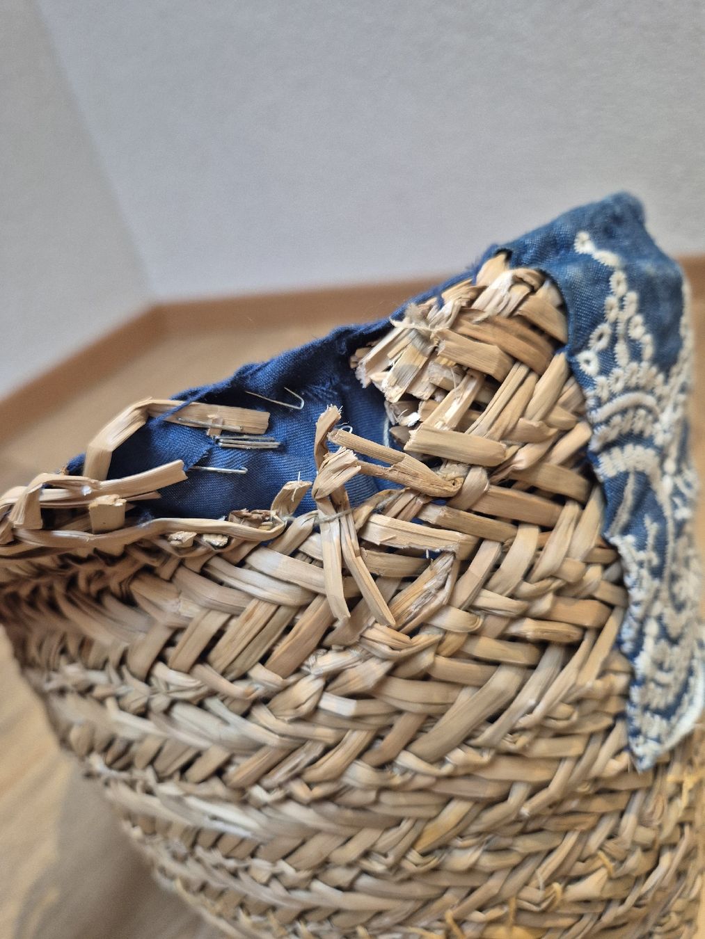 Taschen: Strohtasche mit Stickerei  – Gebraucht aus St. Gallen von ali_tms5 2