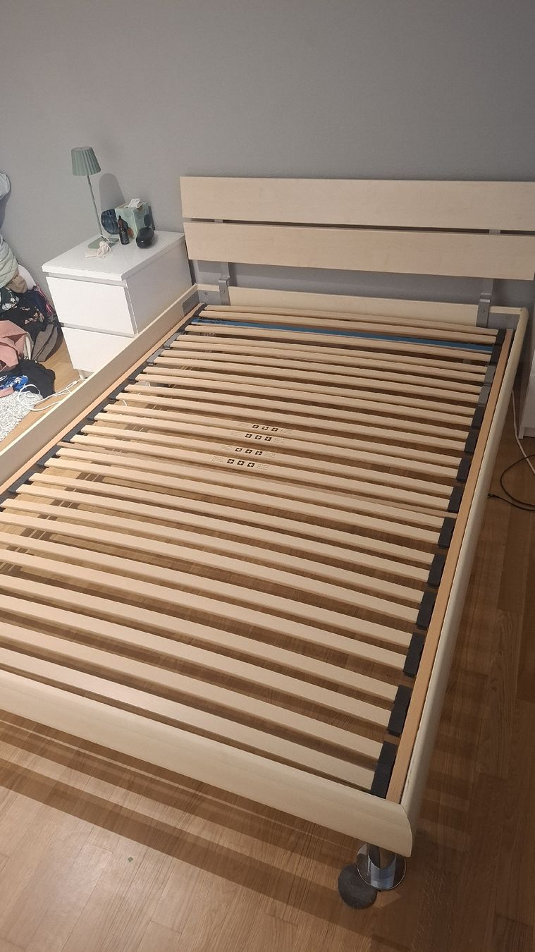 Letti: Bett 200x140cm – Usato da Ossingen venduto da DW93 1