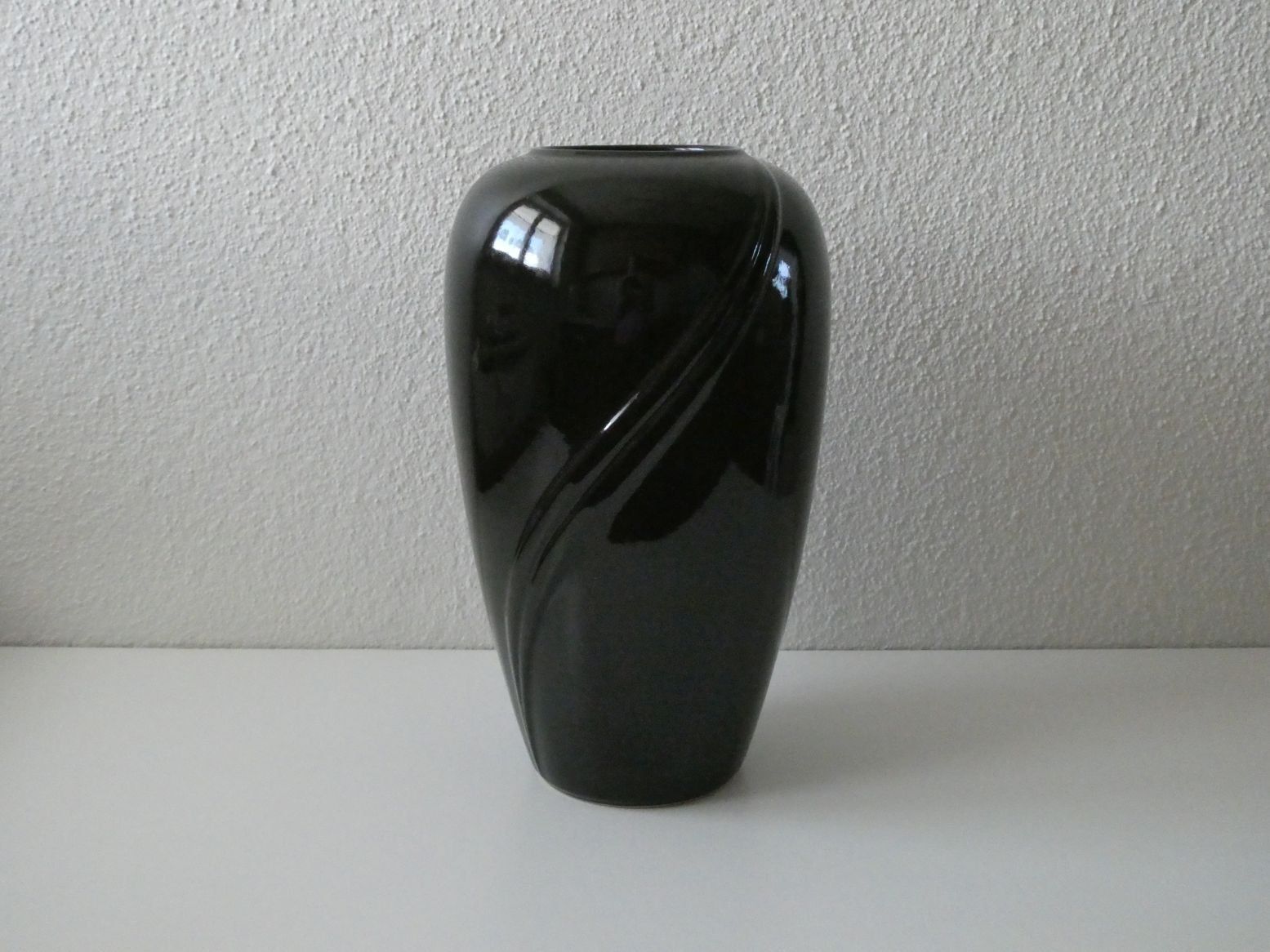 Vasi & Recipienti: Grosse, schwarze, elegante Bodenvase von Scheurich – Usato da Dietlikon venduto da Woodgate 1