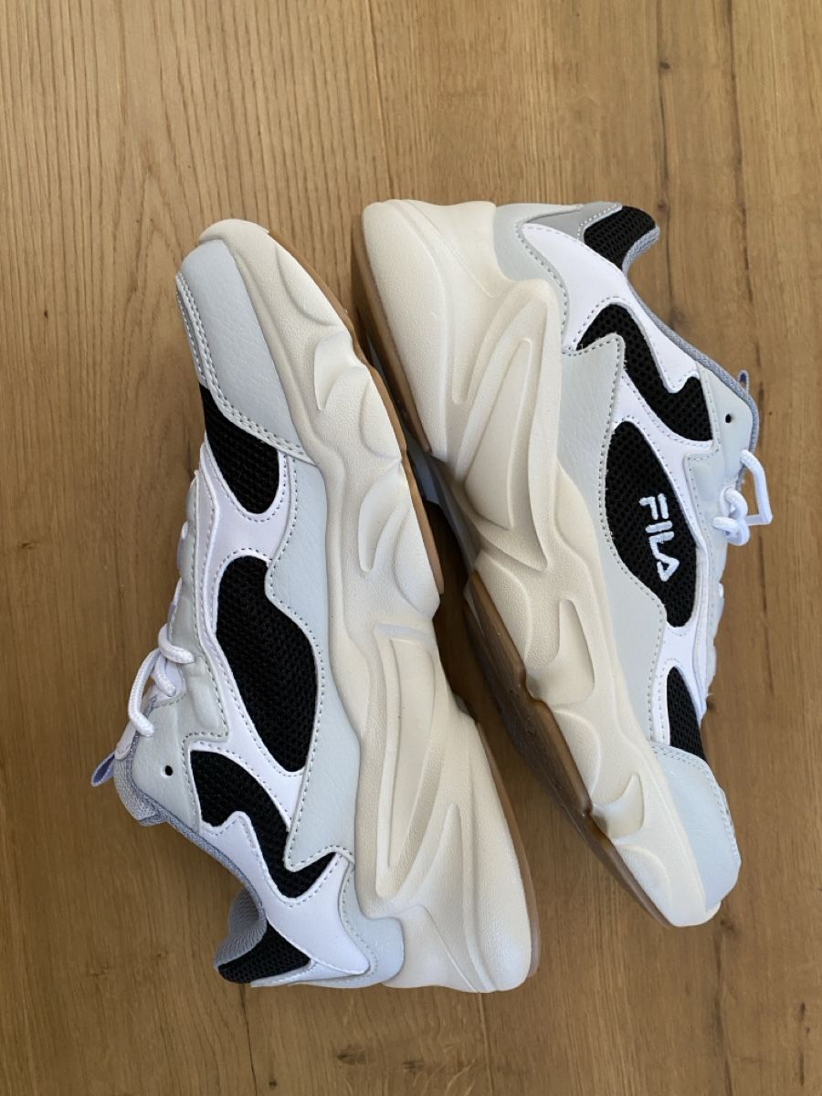 Puma Scarpe da donna: Neue Puma Collene Sneakers – Nuovo (secondo la descrizione) da Igis venduto da stabile_verbindung
