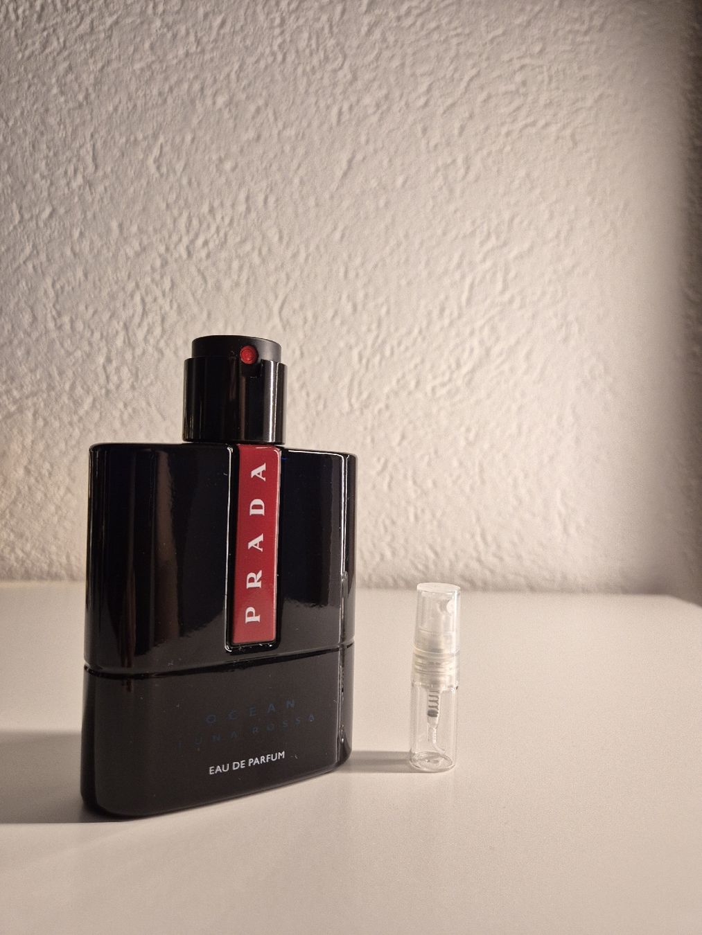 Prada Profumi & Eau de Toilette: Prada Luna Rossa Ocean EDP 2ml Abfüllung, Tester, Probe – Usato da Dottikon venduto da Traych