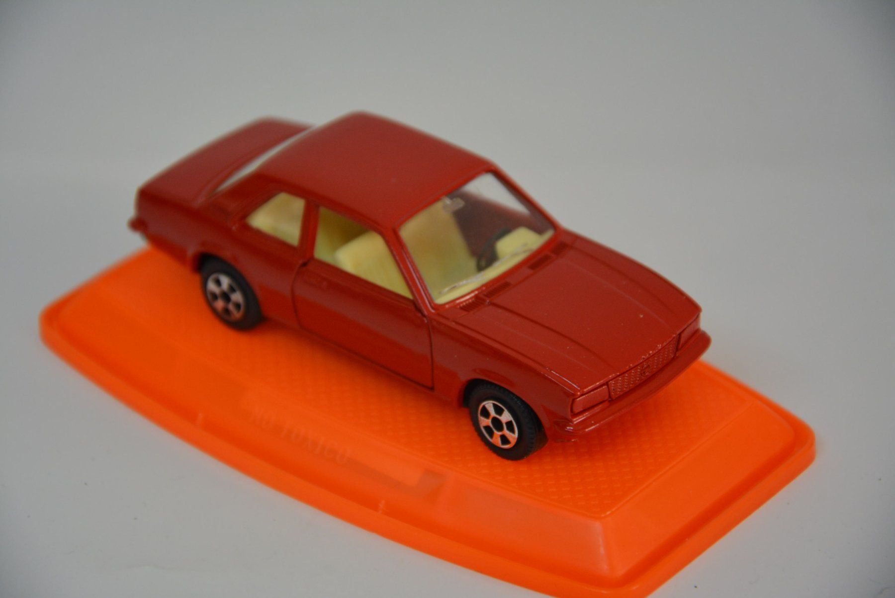 Opel Modellini d'auto: Opel Ascona B , GuiLoy  ,  1:43 – Nuovo (secondo la descrizione) da Goldach venduto da Feivel9 5