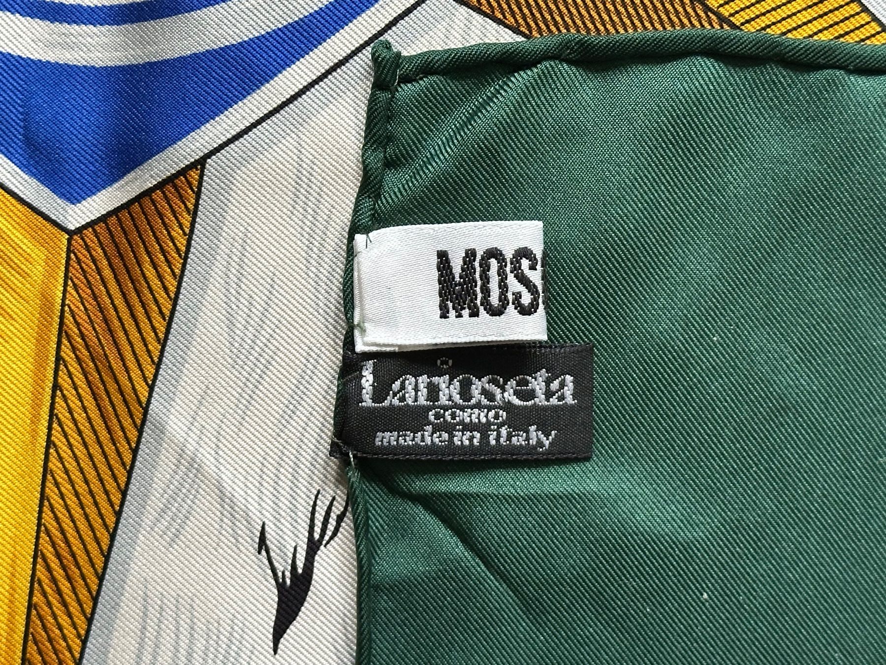 Moschino Foulards, Tücher & Schals: Seidenschal Moschino, ein ikonisches Stück Modegeschichte – Neu (gemäss Beschreibung) aus Bern von der_karl 4