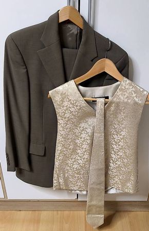 Eleganter Anzug (Hochzeiten) Grösse 44/46