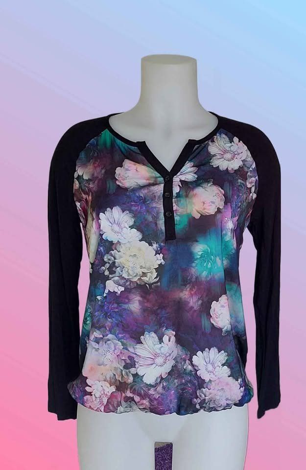 T-shirt: Blusenshirt – Nuovo (secondo la descrizione) da Aarburg venduto da Hystoria