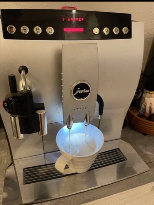 Jura Macchine per caffè & Macchine per espresso: Jura Impressa Z5 – Usato da Hallwil venduto da nik_ftg7 2