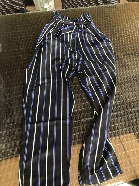 Hosen: Damen Hose Marke Perry M – Gebraucht aus Bergdietikon von antovale