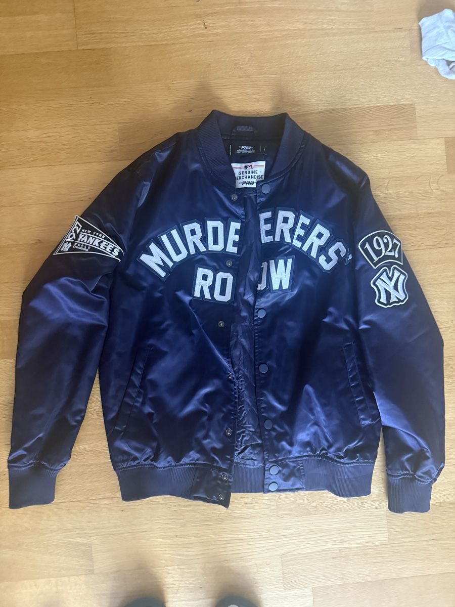 Jacken: MLB New York Yankees Baseball Jacket from 2023 – Gebraucht aus Bassersdorf von len_czz7