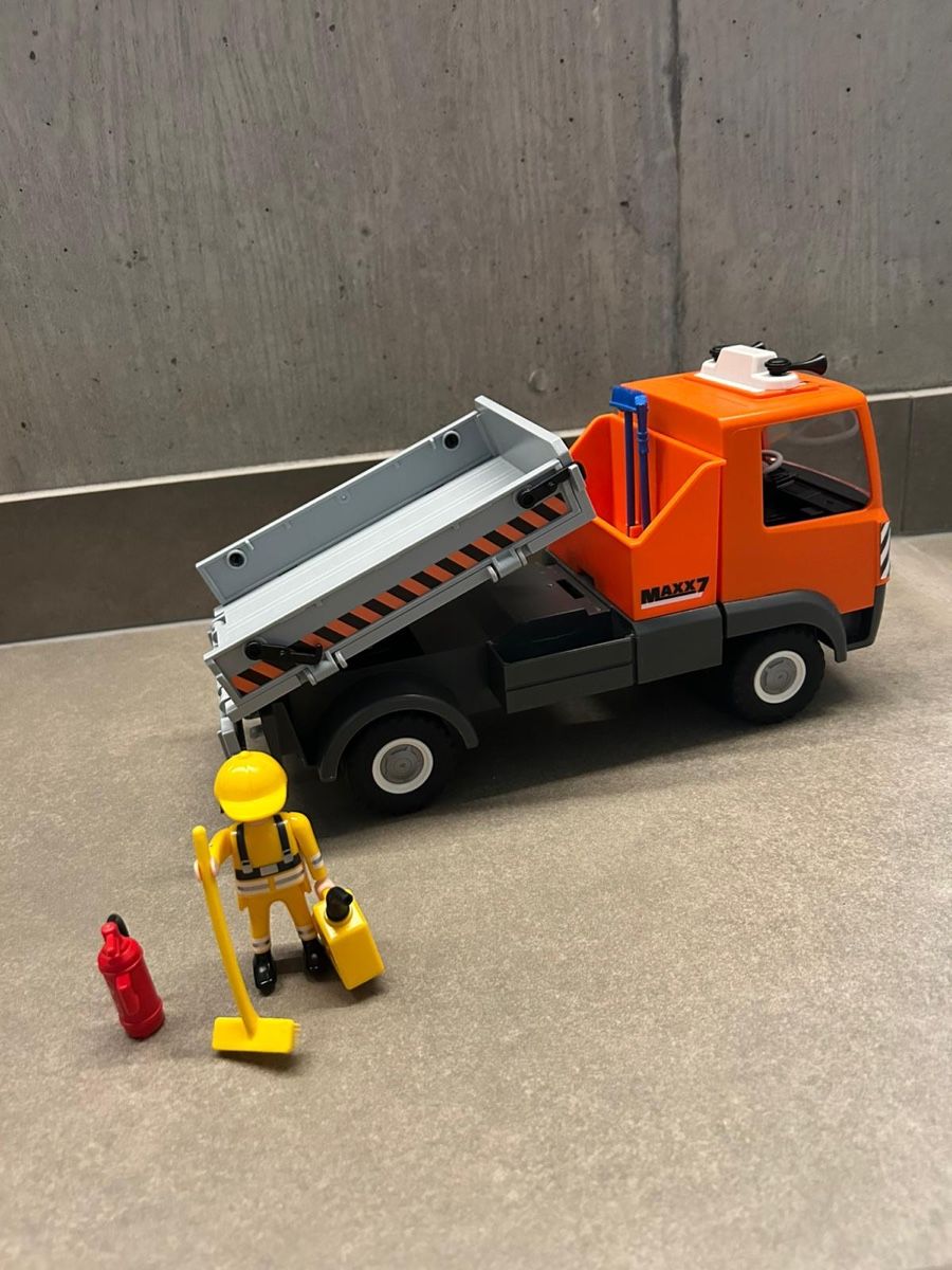 Playmobil Spielzeuge: Playmobil camion chantier 6861 – Neu (gemäss Beschreibung) aus Chêne-Pâquier von Aline_pclt83 1