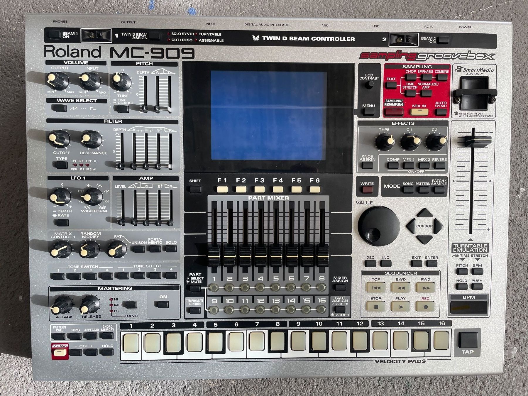 Roland Strumenti musicali: Roland MC-909 – Usato da Zürich venduto da Dario_Mupf