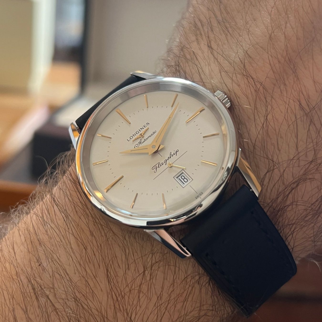 Longines Montres: Longines Flagship Automatic Date Full Set L4.795.4 – D'occasion à Carouge GE par Watchaser 3