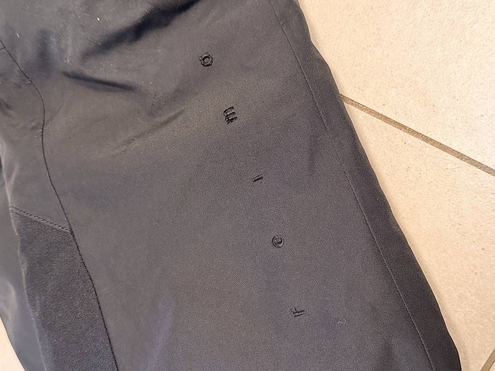 Hosen: Reima Tec Schneehose, Unisex, schwarz, 110 – Gebraucht aus Wilen b. Wil von carpediem25 1