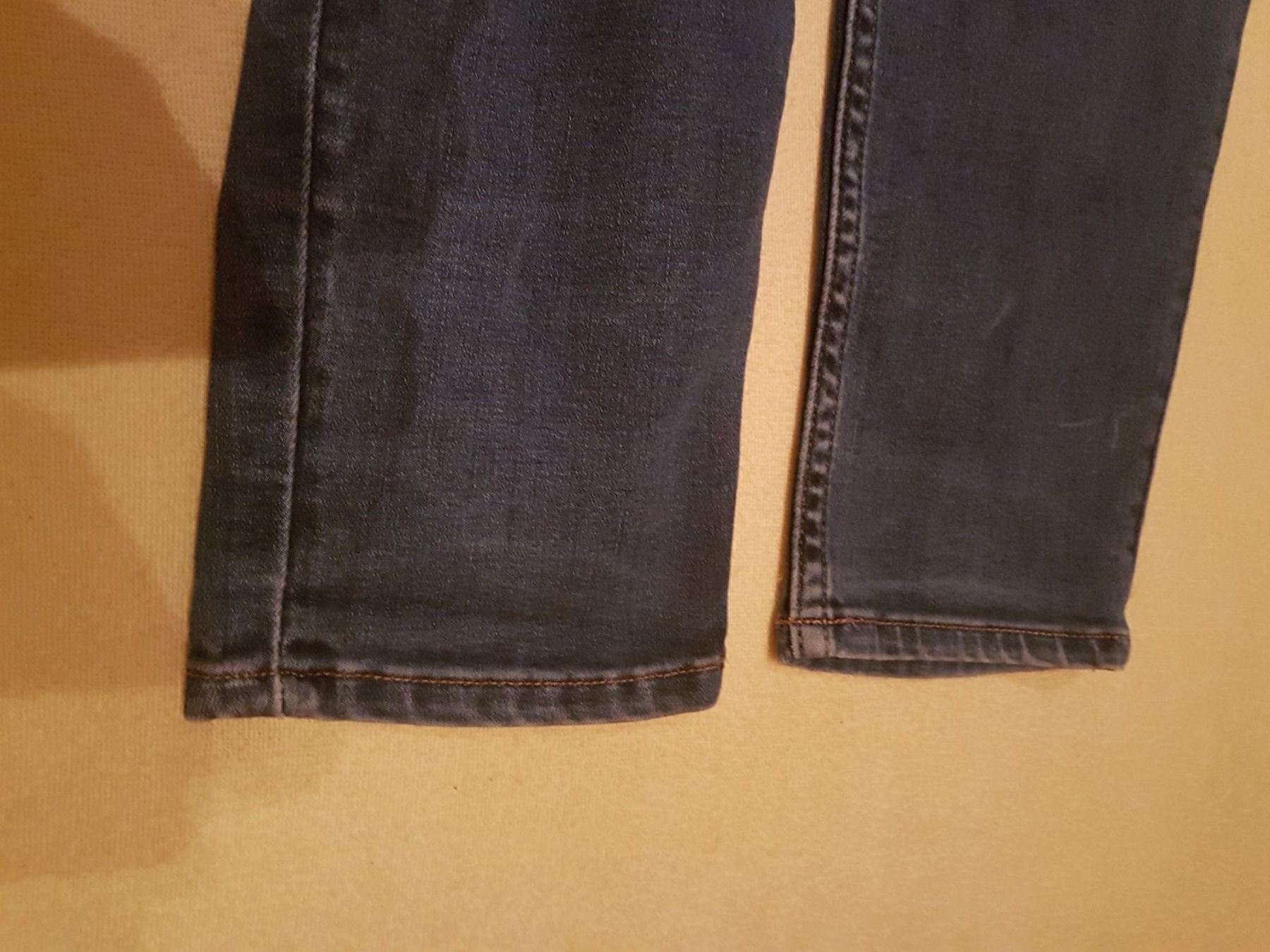 H&M Jeans: Pantalon jeans bleu taille 46 marque H&M – Gebraucht aus Villiers von san_jn5w 2