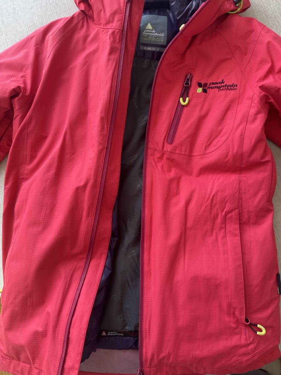 Peak Performance Giacche: Veste de Ski Peak Mountain Rouge – Usato da Les Acacias venduto da Janar 5