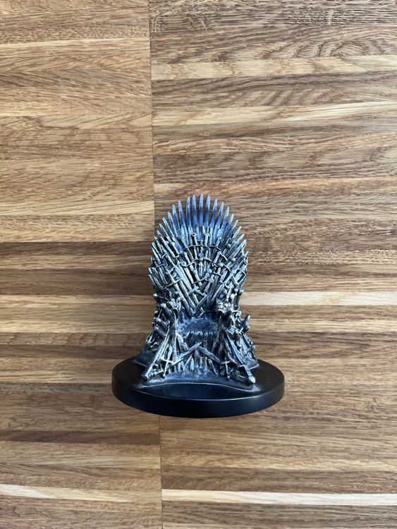 Game of Thrones, der Eiserne Thron Kaufen auf Ricardo