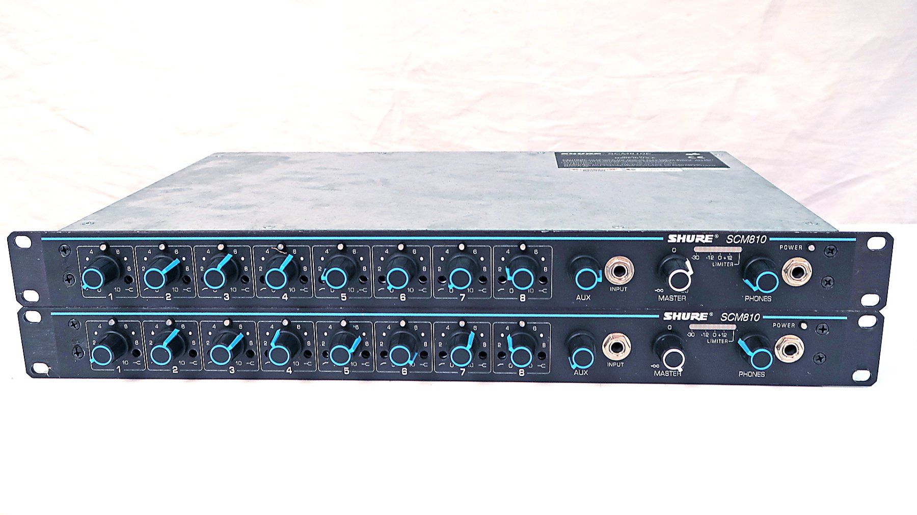 Shure Console di mixaggio: 2 Stk. Shure SCM810 E Automischer – Usato da Uster venduto da Mruedis