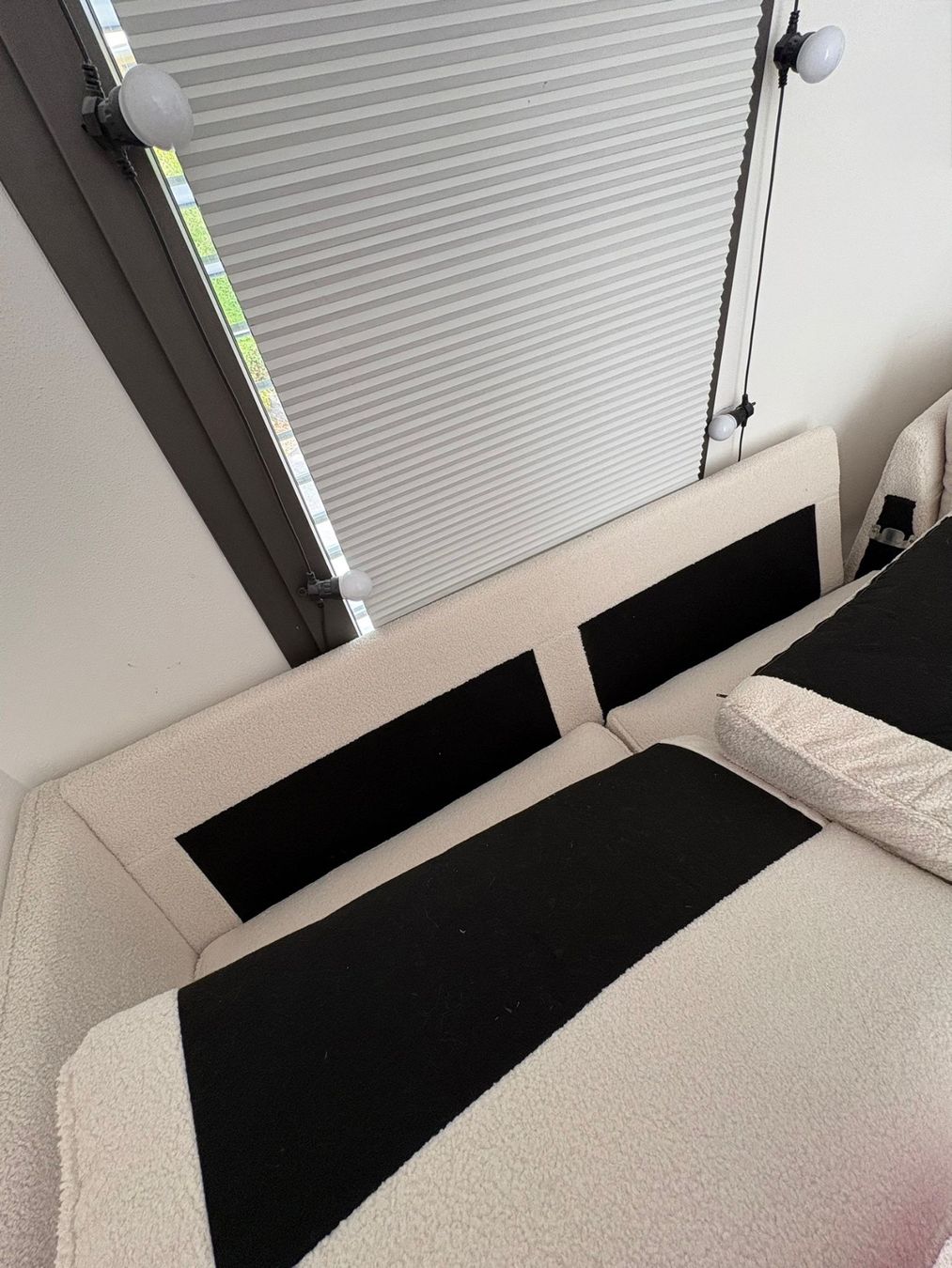 Sofas: Teddy-Optik Sofa/Couch in Creme – Gebraucht aus Einsiedeln von chiaraxlisa 2