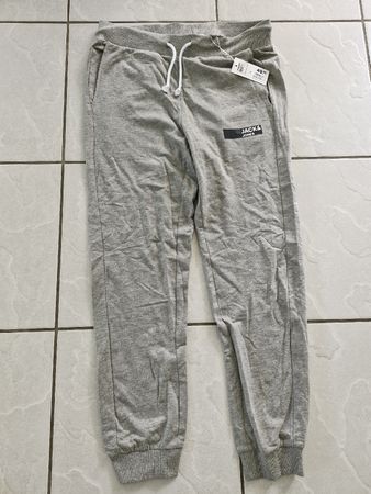 Jack&Jones Jogginghose, Gr. L, Neu mit Etikett, Top Zustand!