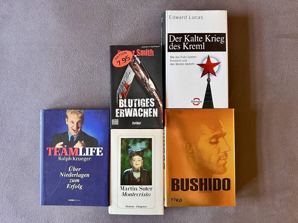 Libri: 5 Bücher gratis abzugeben – Usato da Aeschi b. Spiez venduto da im-juli