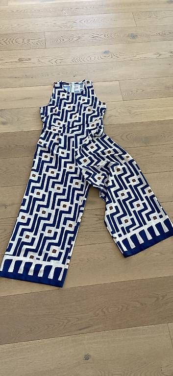Jumpsuits: Jumpsuit, Gr. 38 neuwertig – Gebraucht aus Unterägeri von Fusel00