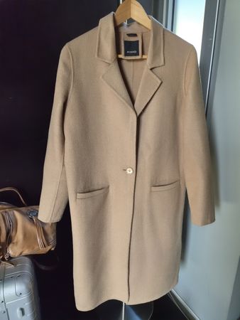 Super leicht PINKO Woll Mantel für die Zwischensaison beige