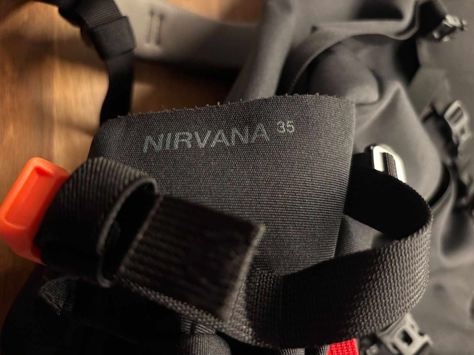 Mammut Zaini: Mammut Nirvana 35 – Usato da Geuensee venduto da sonnetje 6