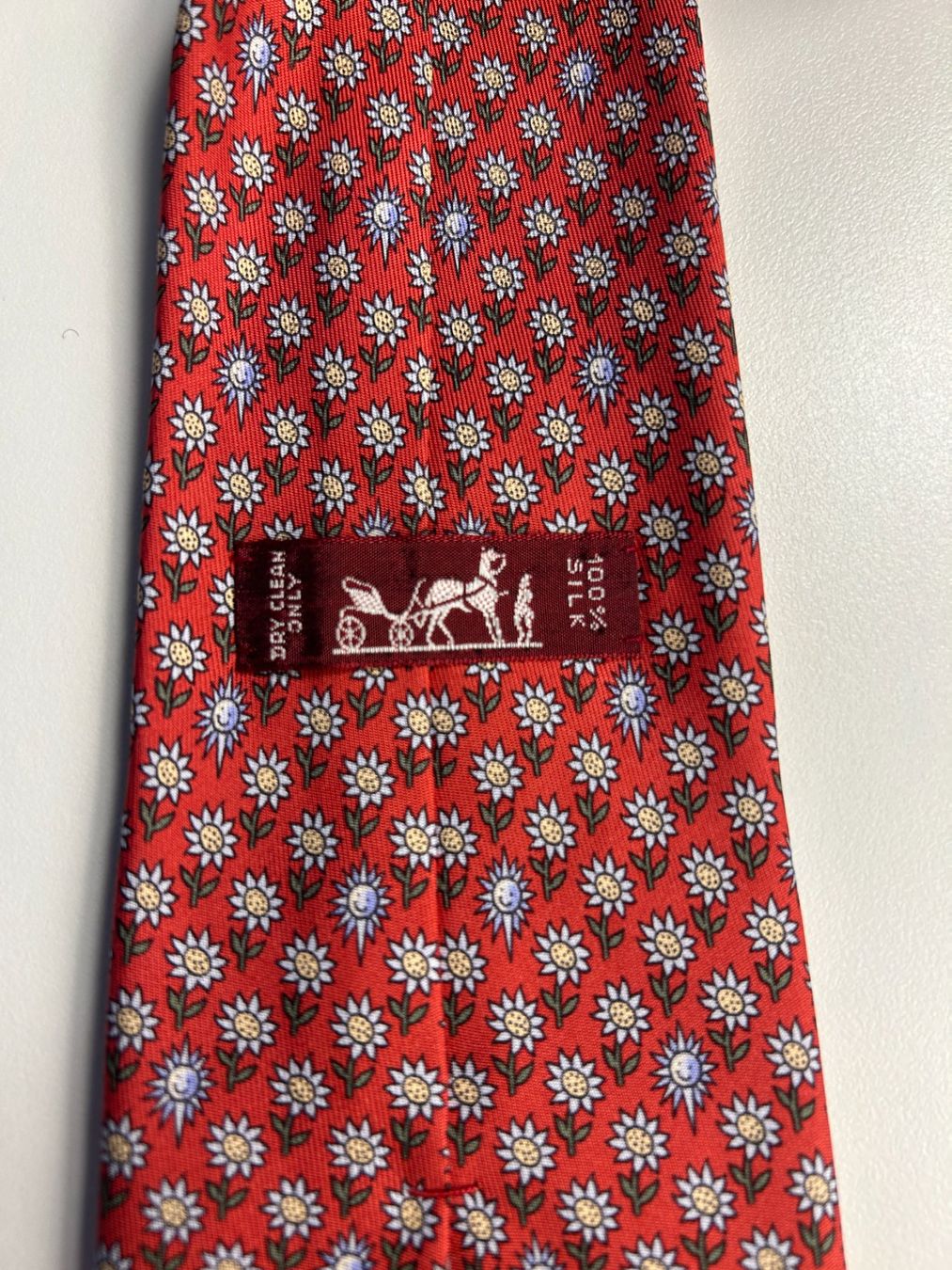 Hermès Cravatte: Hermès Blumen Krawatte – Nuovo (secondo la descrizione) da Bern venduto da kurtikobolt74 2
