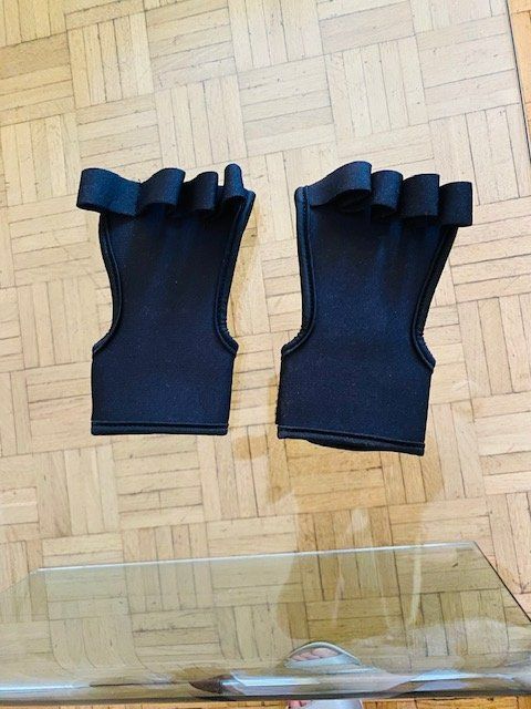 Guanti & manicotti: 2 Stück Velo Fingerhandschuhe – Nuovo e nell'imballaggio originale da Zürich venduto da Berta016