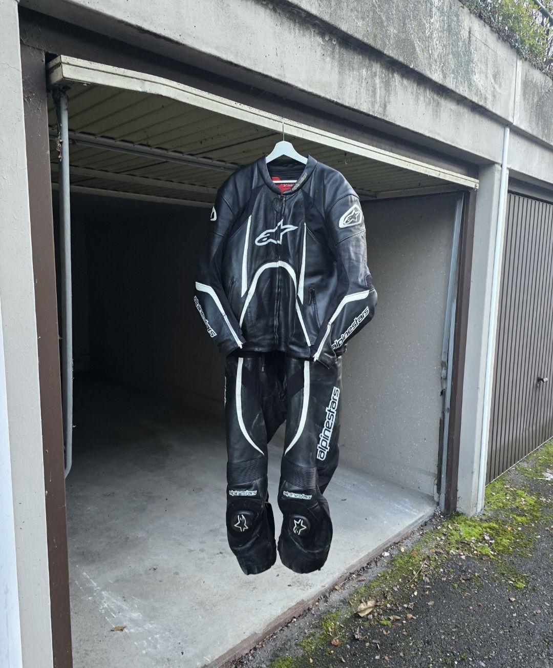 Alpinestars Costumes: Alpinestars Lederkombi 62 – D'occasion à Brislach par Foxrider20