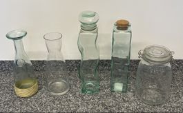 Glasvasen und Glasflaschen Set, Vintage Deko, 5 Stk.