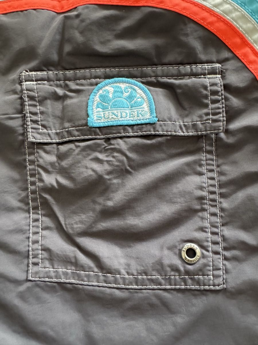 Costumi da bagno: Sundek Badeshorts Grösse 32 – Usato da Regensdorf venduto da scheissspiel 2