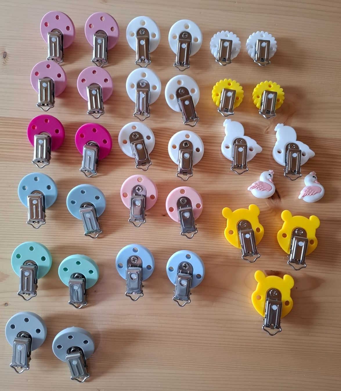Nuggis & Nuggiketten: Div. Siliconclips für Schnullerketten – Neu und originalverpackt aus Oberurnen von rotty80 1